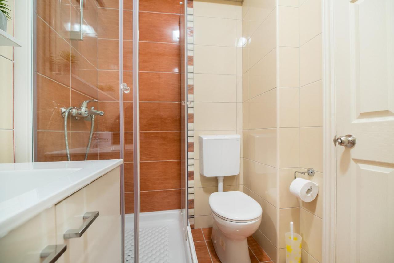 Lelas Apartment Makarska
