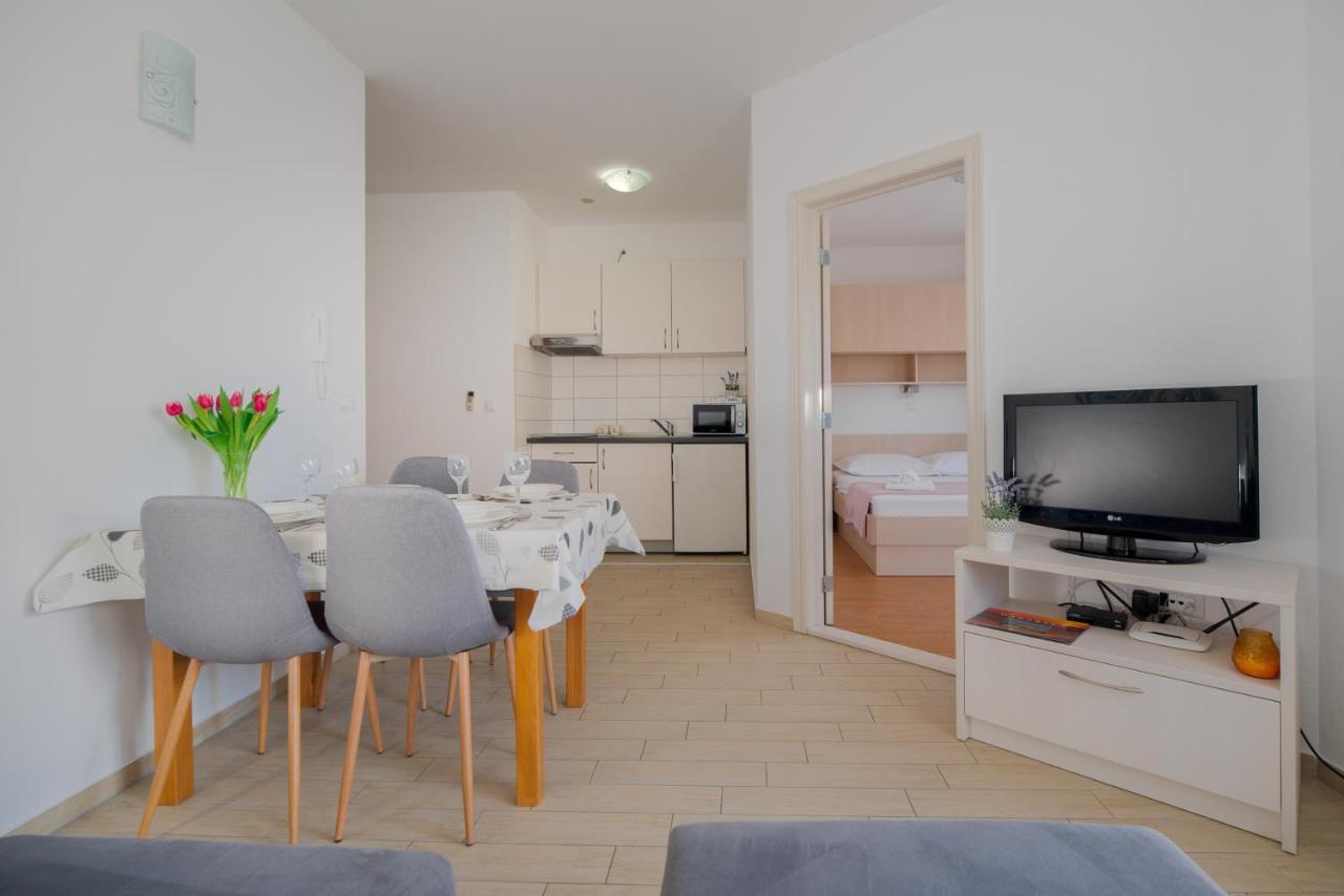 Lelas Apartment *