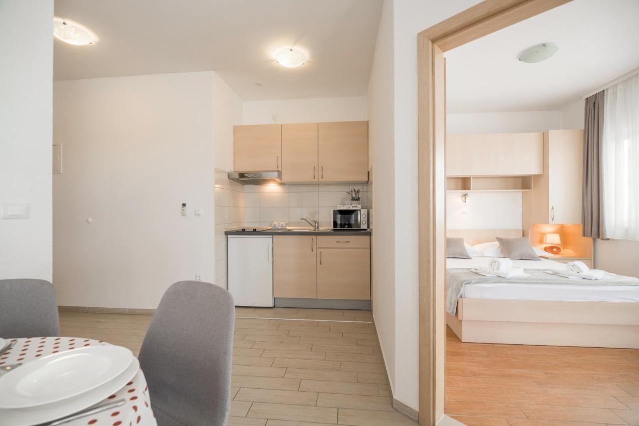 Apartment Lelas *
