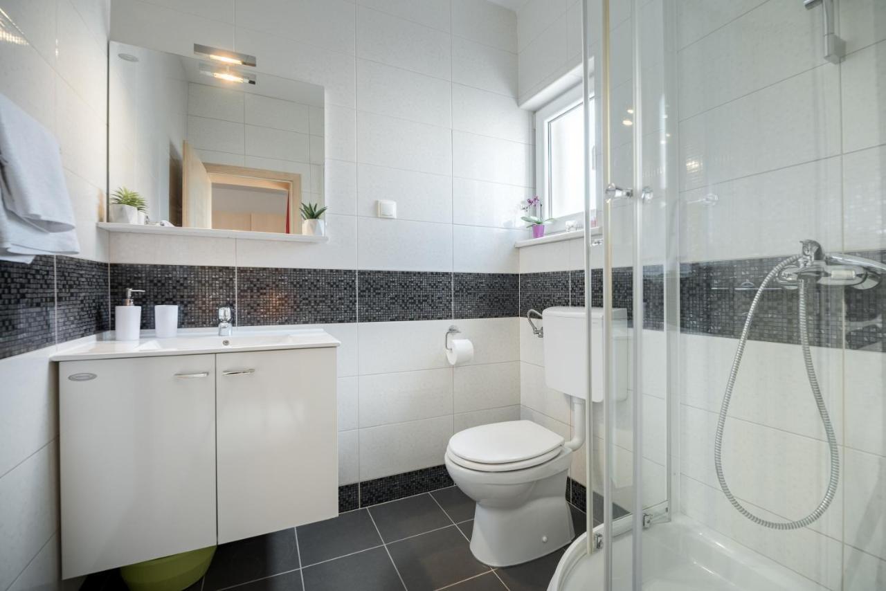 Lelas Apartma